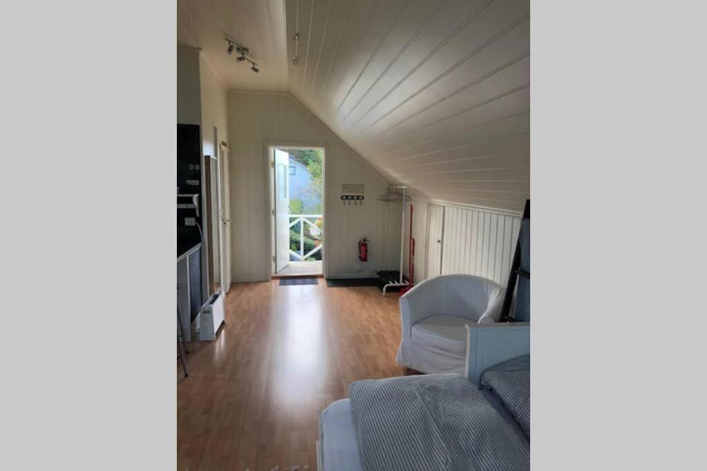 Koselig Garasjeloft! Lägenhet Langevag Exteriör bild