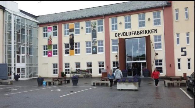Koselig Garasjeloft! Lägenhet Langevag Exteriör bild